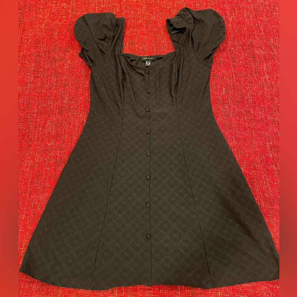 New Look black stretchy dress with button front; can be worn off shoulder - Picture 2 of 3
